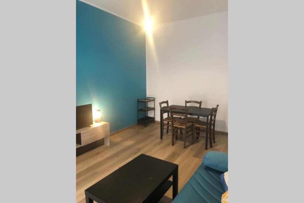 La Maison Bleue Sul Naviglio Corsico Exterior foto